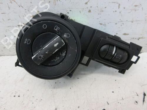 Forlygtekontakt VW TOUAREG (7LA, 7L6, 7L7) 3.2 V6 (241 hp) 29091339