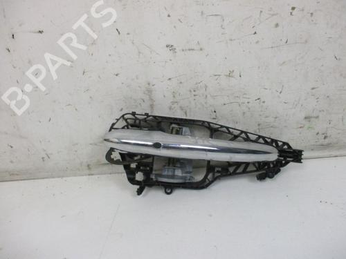 Used Front right exterior door handle Front right exterior door handle 37115815 37115815