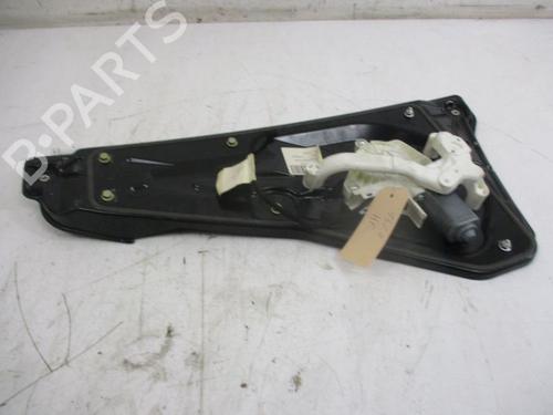Used Rear right window mechanism LAND ROVER DISCOVERY III (L319) 2.7 TD 4x4 (190 hp) 18795827