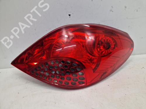 Used Right taillight Right taillight 37143507 37143507