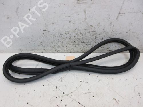 Used Rubber door seal SUBARU IMPREZA Hatchback (GR, GH, G3) 2.0 D AWD (150 hp) 19297897