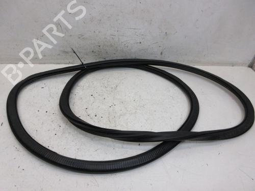 Used Rubber door seal AUDI A8 D4 (4H2, 4H8, 4HC, 4HL) 3.0 TDI quattro (250 hp) 19290510