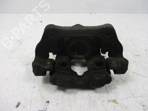 Used Right front brake caliper BMW 3 Touring (F31) 328 i (245 hp) 18794666