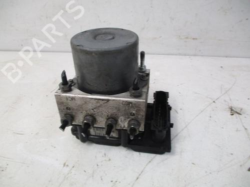 Used Electronic module CITROËN C4 Coupe (LA_) 1.4 16V (88 hp) 30667595