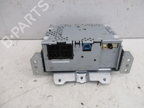 Used Radio Radio 37121769 37121769