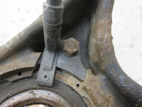 Left front steering knuckle CITROËN C4 I (LC_) 1.6 VTi 120 | BP30668701M25 