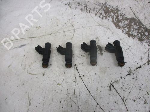 Used Injector MINI MINI (R50, R53) One (90 hp) 18797576