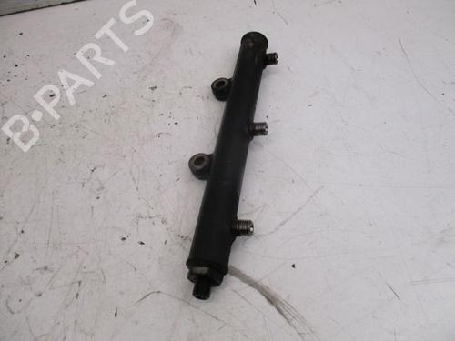 Injection rail PEUGEOT 407 Coupe (6C_) 2.7 HDi | BP37123990M98 - Image 4