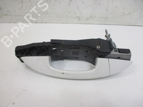 Used Front left exterior door handle VW GOLF VI (5K1) 1.2 TSI (105 hp) 18800172
