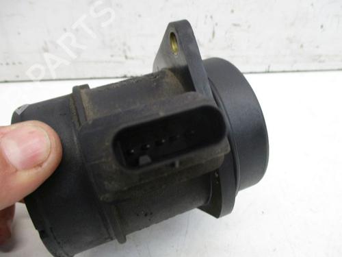 Mass air flow sensor HYUNDAI i30 Estate (FD) 1.6 CRDi | BP38027504M95 - Image 6