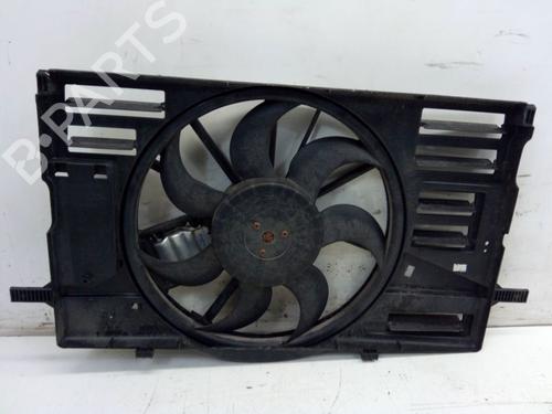 Used Radiator fan Radiator fan 37134894 37134894