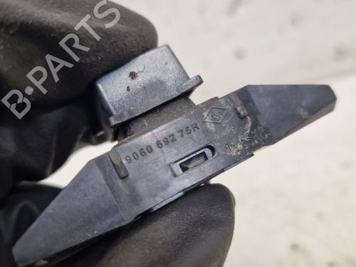Switch RENAULT MEGANE E-TECH SUV EV60 (BNJ1) | BP23898312I30 