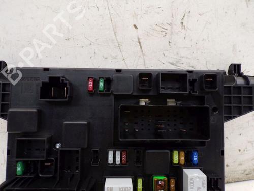 Fuse box OPEL ZAFIRA TOURER C (P12) 1.4 (75) | BP29093971E1