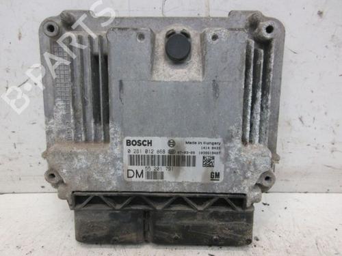 Used Engine control unit (ECU) OPEL SIGNUM Hatchback (Z03) 1.9 CDTI (F48) (150 hp) 25013559