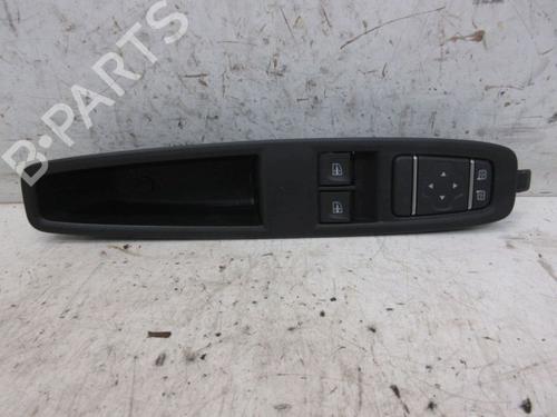 Used Switch RENAULT ZOE Hatchback Van (BFM_) Electric (BFMC, BFMD) (136 hp) 18808943