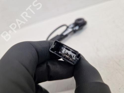 Seat buckle OPEL ZAFIRA TOURER C (P12) 2.0 CDTi (75) | BP32343704I32 