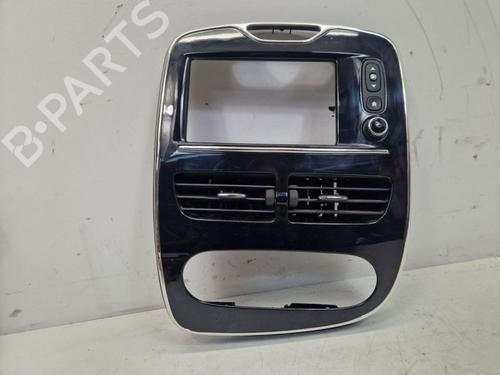 Used Wheel arch trim RENAULT CLIO IV Grandtour (KH_) 1.5 dCi 75 (75 hp) 32101306