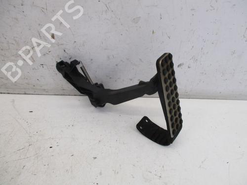Pedal Pedal MERCEDES-BENZ SLK (R170) 230 Kompressor (170.447) (193 hp) 37123759 37123759