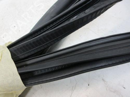 Rubber door seal MERCEDES-BENZ EQS (V297) EQS 450+ (297.123) | BP29097993C142 
