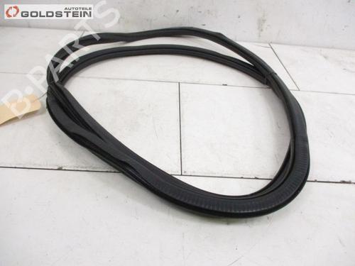 Used Rubber door seal AUDI A8 D4 (4H2, 4H8, 4HC, 4HL) 3.0 TDI quattro (250 hp) 18762350