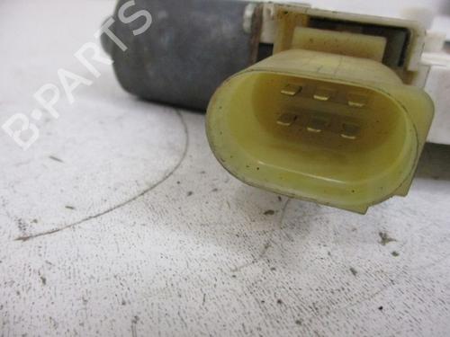 Right front window motor BMW 3 (E90) 328 i | BP40164004E20 - Image 2