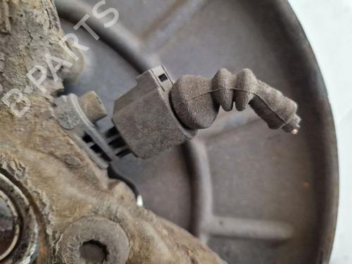 Left front steering knuckle SKODA SUPERB II (3T4) 2.0 TDI | BP29106263M25 