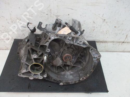 Used Gearbox FIAT SEDICI (189_) 2.0 D Multijet 4x4 (135 hp) 18808561