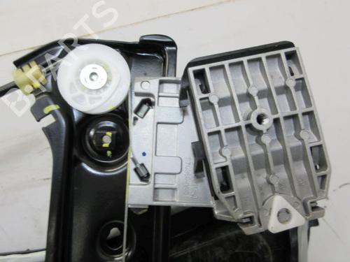 Front left window mechanism TESLA MODEL Y (5YJY) EV Performance All-wheel Drive | BP40170157C22 - Image 4
