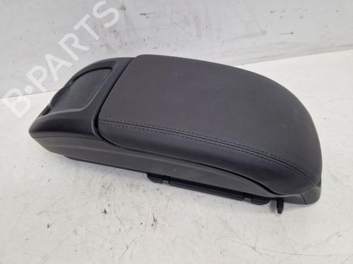 Used Armrest / Center console OPEL ZAFIRA TOURER C (P12) 2.0 CDTi (75) (170 hp) 32343870