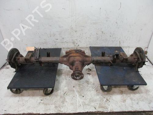 Used Rear axle NISSAN XTERRA (N50) 4.0 4x4 (269 hp) 31588441