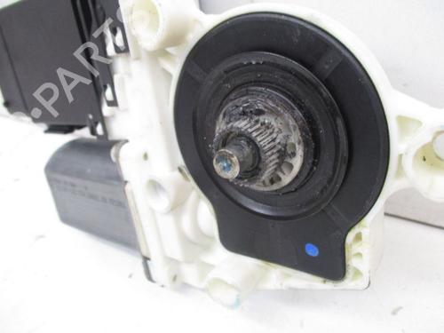 Moteur de lève-vitre avant droit VW NEW BEETLE (9C1, 1C1) 1.6 | BP18806659E20 