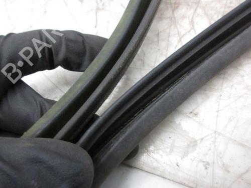Rubber door seal OPEL VIVARO B Van (X82) 1.6 CDTI (05) | BP21136482C142 