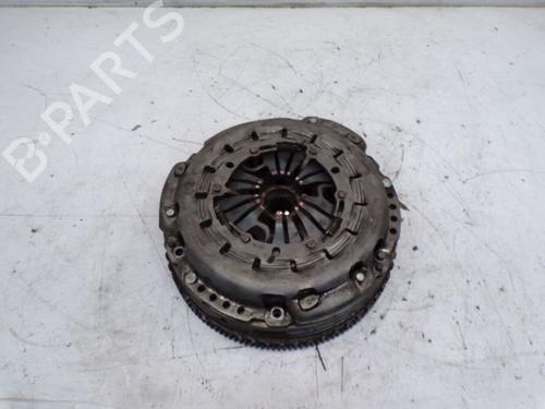 Otra MERCEDES-BENZ V-CLASS (W447) V 220 CDI / d (447.811, 447.813, 447.815) (163 hp) 31702353