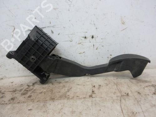 Used Pedal FORD KA (RU8) 1.2 (69 hp) 21202495