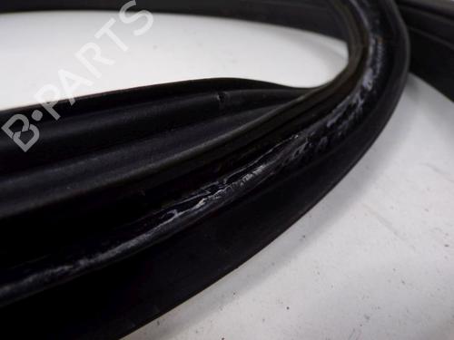 Rubber door seal MERCEDES-BENZ M-CLASS (W163) ML 400 CDI (163.128) | BP29084286C142 