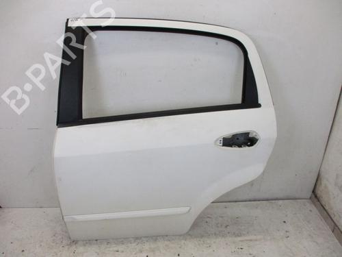 Used Left rear door FIAT GRANDE PUNTO (199_) 1.4 (199AXB11, 199AXB1A, 199BXB1A, 199AXL1A) (77 hp) 28307629