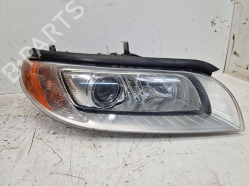 Faro derecho VOLVO V70 II (285) D5 (185 hp) 29523580