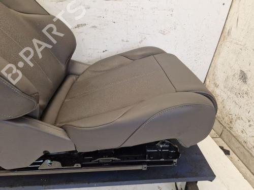 Right front seat NIO ET7 EV All-wheel Drive | BP29109139C16 - Image 8