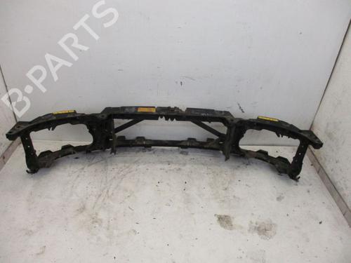 Crossmember LAND ROVER DISCOVERY III (L319) 2.7 TD 4x4 | BP18795775C162 