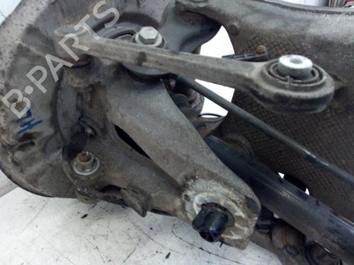 Venstre hjullejehus spindel BMW 5 Touring (E61) 530 d | BP29104406M27