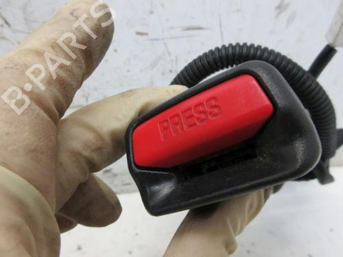 Seat buckle TOYOTA YARIS (_P9_) 1.4 D-4D (NLP90_, NLP90R) | BP19296566I32 