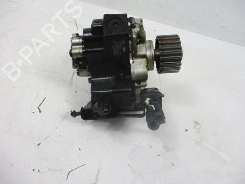 Pompe à carburant AUDI A8 D3 (4E2, 4E8) 4.0 TDI quattro (275 hp) 18795207
