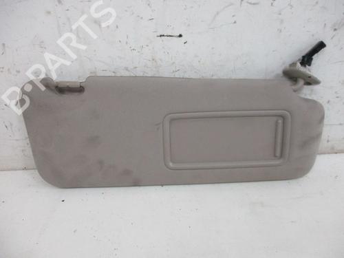 Used Right sun visor Right sun visor 37111768 37111768