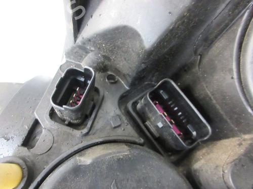 Right headlight RENAULT CLIO IV (BH_) 1.2 16V | BP29098681C29 