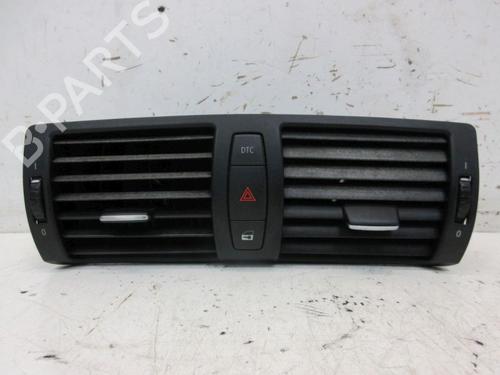 Used Air vent BMW 1 (E81) 118 d (143 hp) 29091132