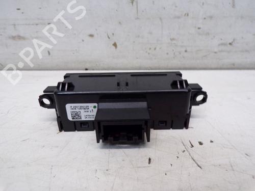 Switch RENAULT MEGANE E-TECH SUV EV60 (BNJ1) | BP29100868I30 