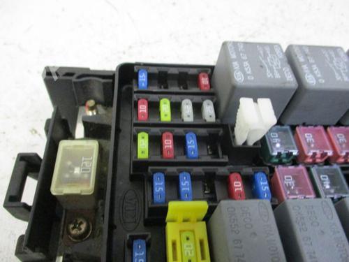Fuse box KIA SORENTO I (JC) 2.5 CRDi 4WD | BP18799143E1 