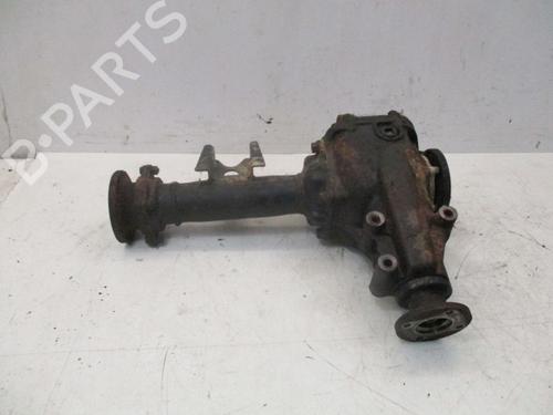 Differential, foran NISSAN TERRANO II (R20) 2.4 i 12V 4WD (124 hp) 29089383