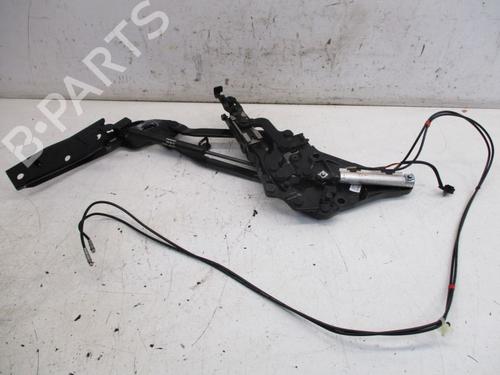 Dørhængsel/Dørbegrænser Dørhængsel/Dørbegrænser MITSUBISHI COLT CZC VI Convertible (RG) 1.5 (Z36A) (109 hp) 37125886 37125886