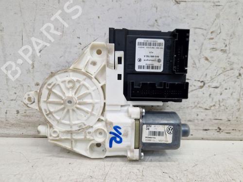 Right front window motor VW GOLF VI (5K1) 1.4 TSI | BP27572443E20